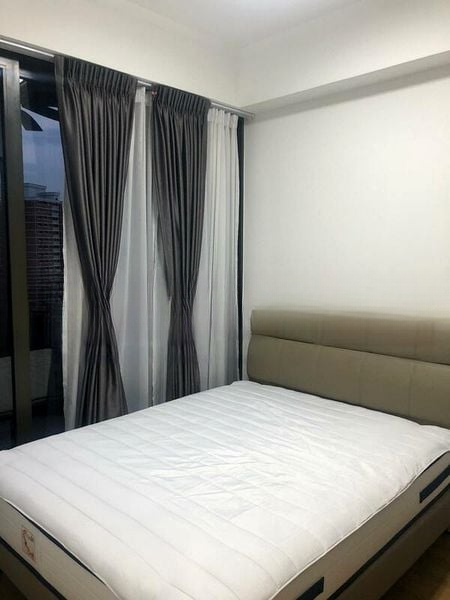 COMMONWEALTH TOWERS 4