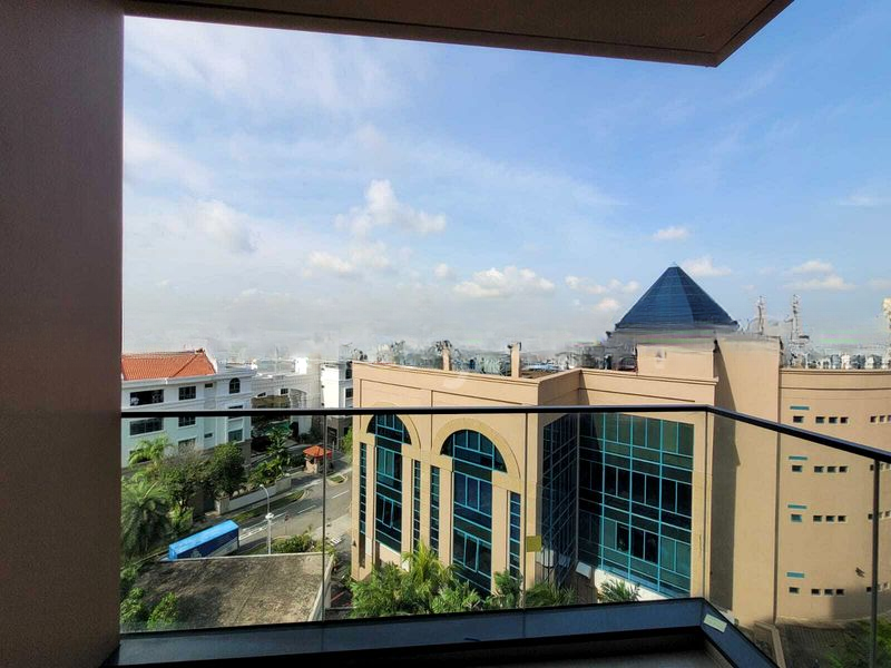 FOURTH AVENUE RESIDENCES 13