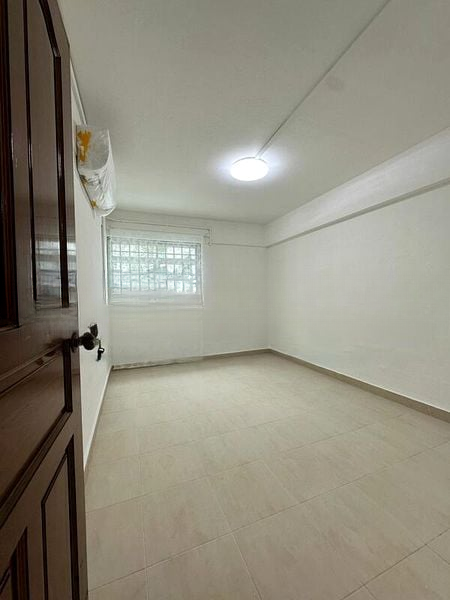 BT BATOK WEST AVE 6 7