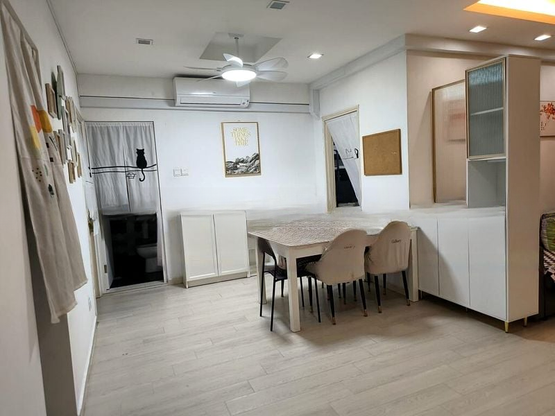 WEST BAY CONDOMINIUM 3