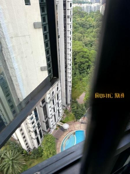 REGENT HEIGHTS 8