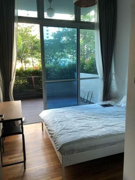 Q BAY RESIDENCES 2