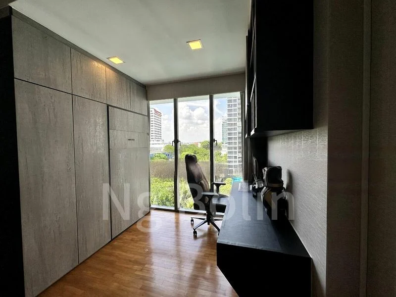 THE SHORE RESIDENCES 4