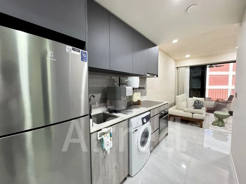 RIVERFRONT RESIDENCES 11