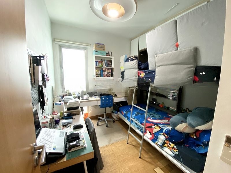 EIGHT RIVERSUITES 10