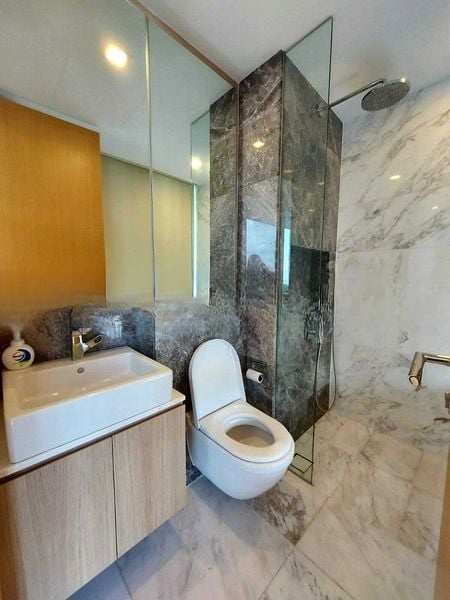 THE PEAK @ CAIRNHILL II 14