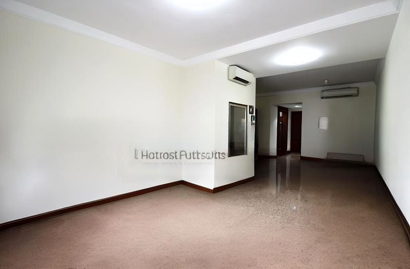 RIVER PLACE 8