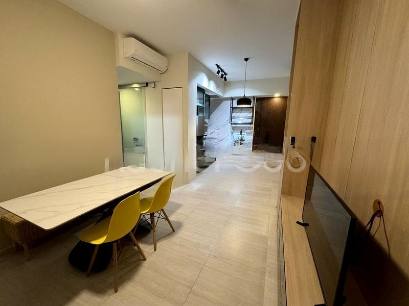 D'NEST 10