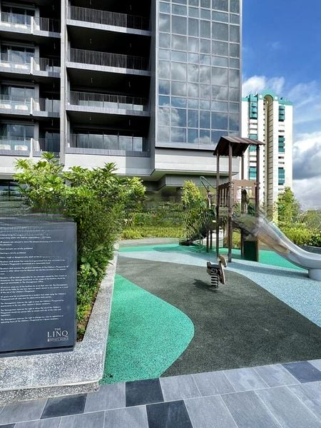 THE LINQ @ BEAUTY WORLD 5