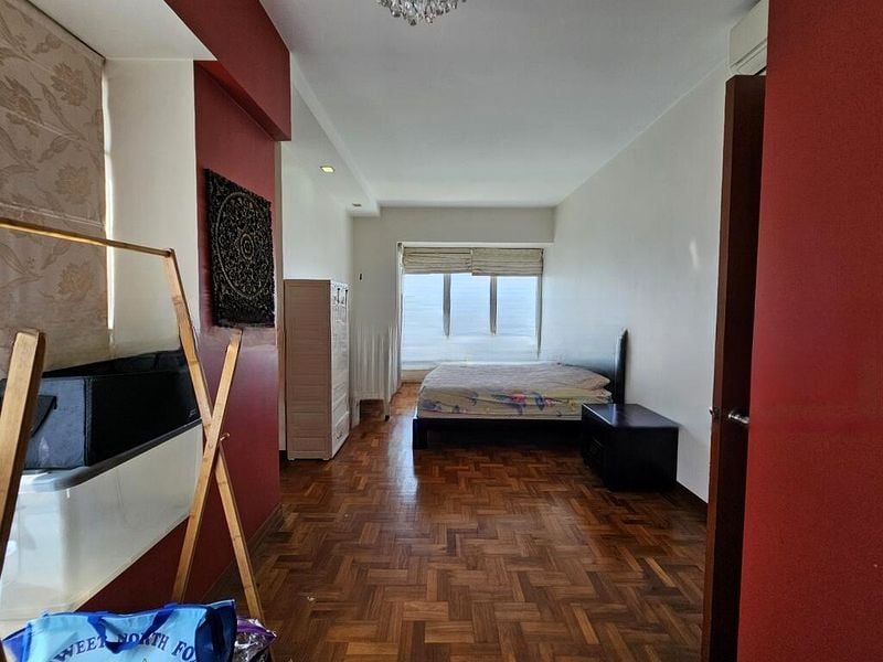 LA CASA 7