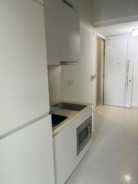 # 1 SUITES 15