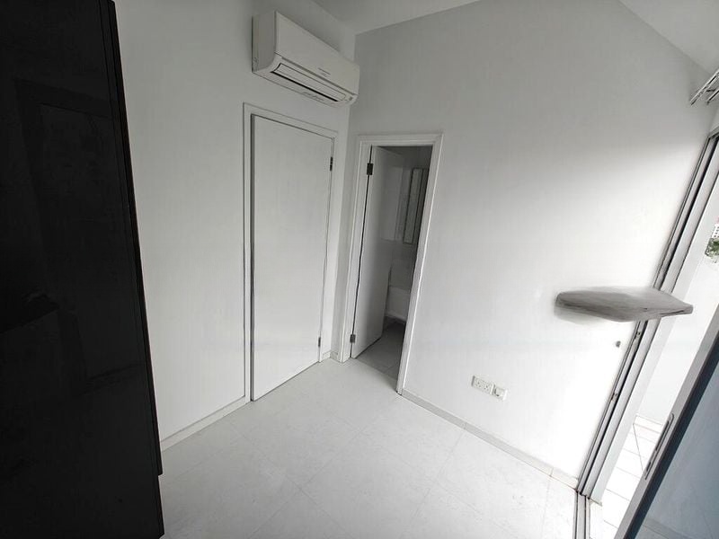 # 1 LOFT 13
