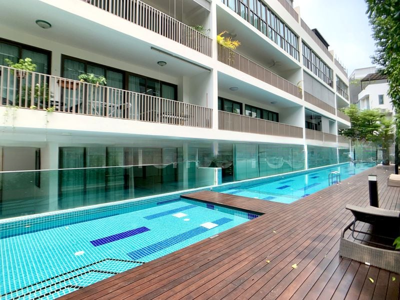 STEVENS SUITES 10