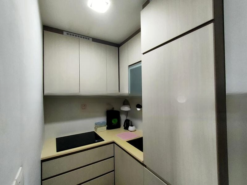 38 I SUITES 6
