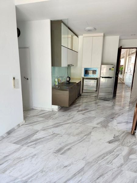 NAUNG RESIDENCE 4