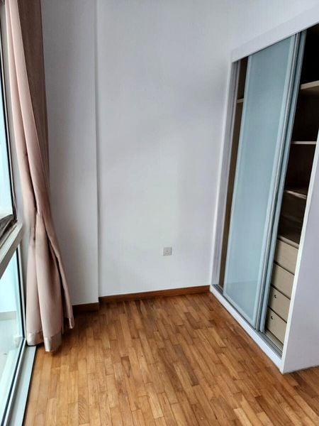 NAUNG RESIDENCE 14