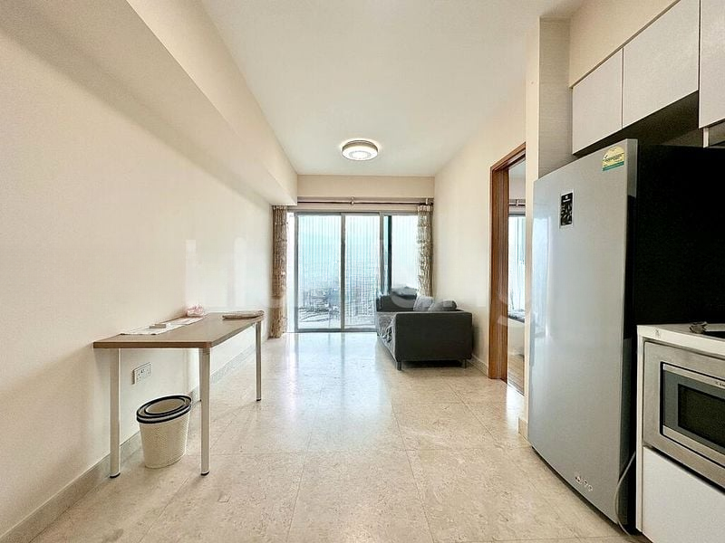 EIGHT RIVERSUITES 7