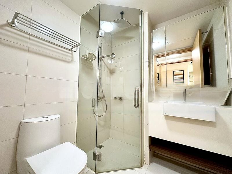 EIGHT RIVERSUITES 2