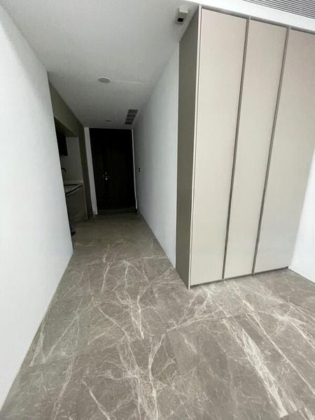 THE REEF AT KING'S DOCK 2