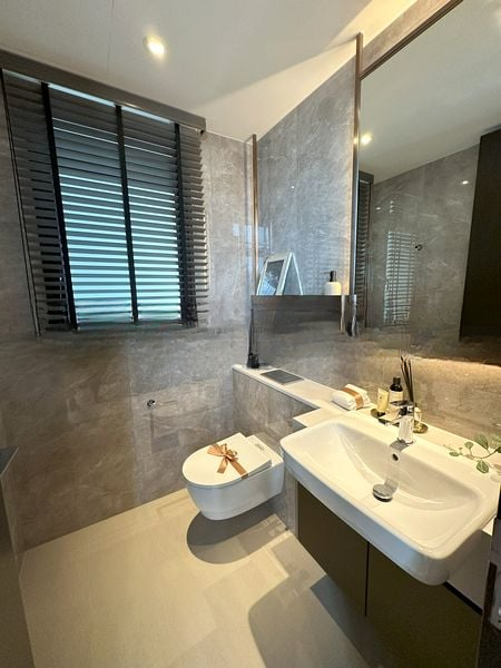 IRWELL HILL RESIDENCES 6