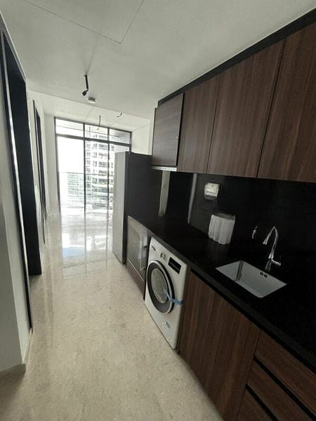 PULLMAN RESIDENCES NEWTON 8