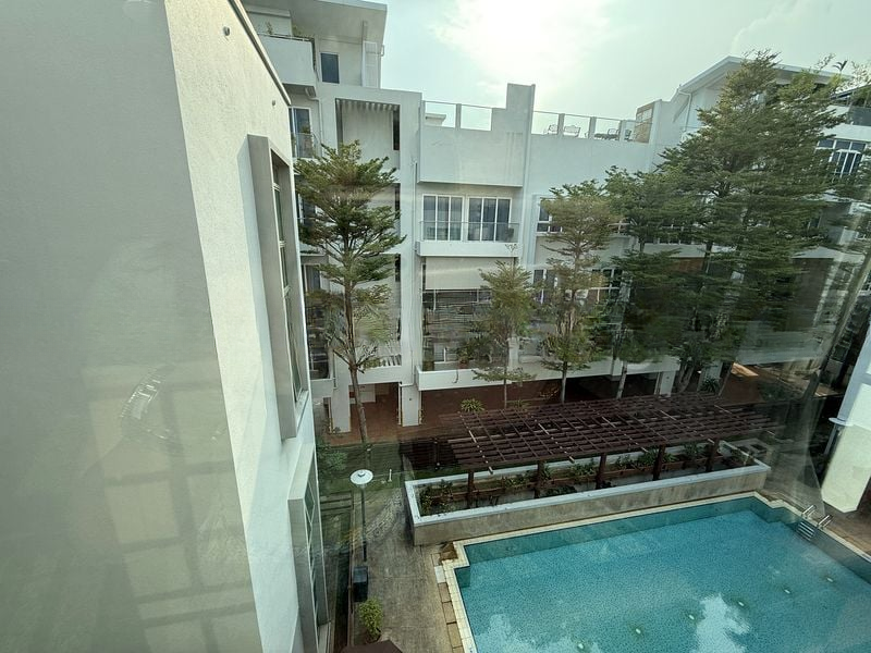 GOLD PALM MANSIONS 12