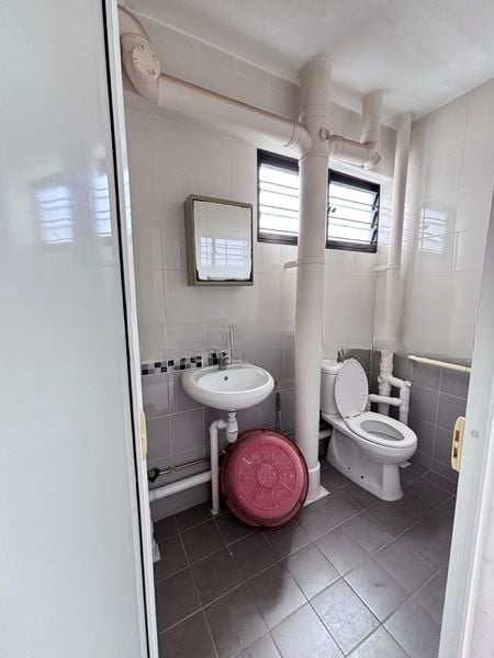 BEDOK RESERVOIR RD 13