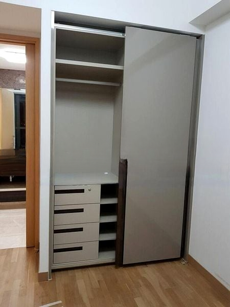 COMMONWEALTH TOWERS 8