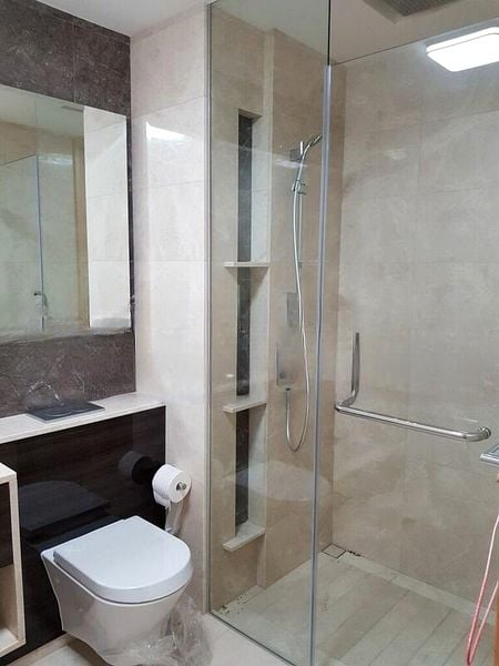 COMMONWEALTH TOWERS 7