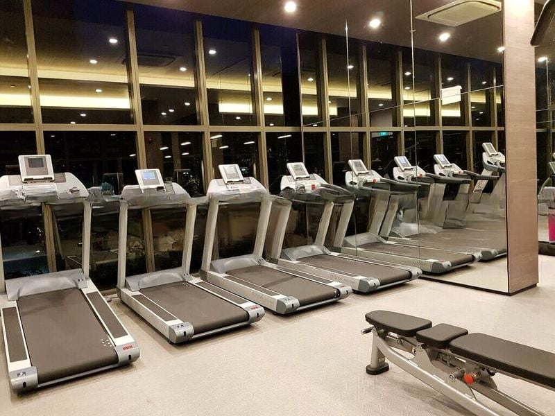 COMMONWEALTH TOWERS 12