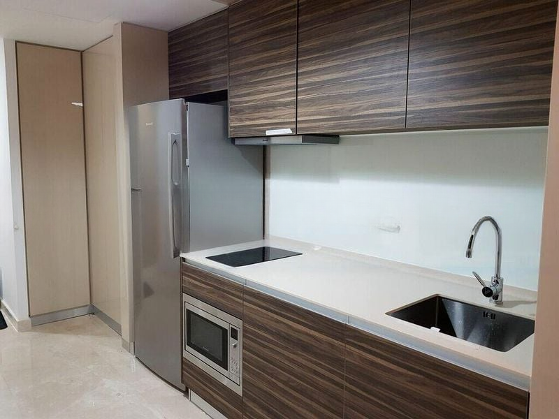 COMMONWEALTH TOWERS 11