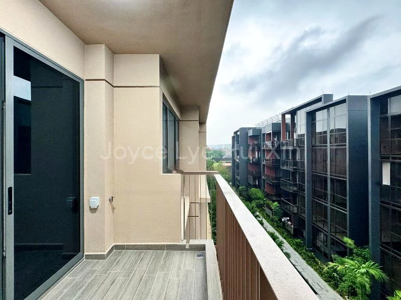 THE WATERGARDENS AT CANBERRA 12