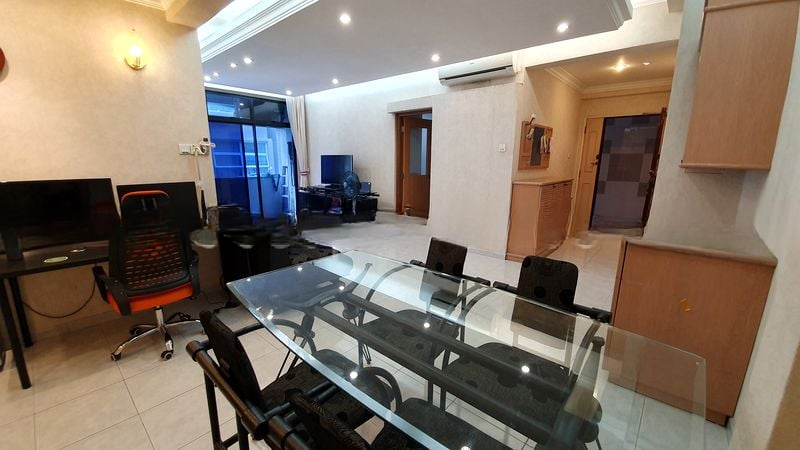 KEMBANGAN COURT 2