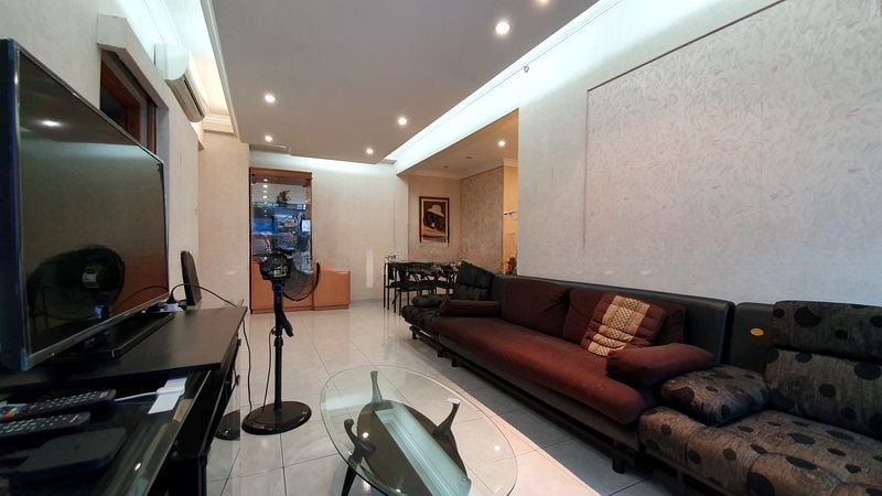 KEMBANGAN COURT 6