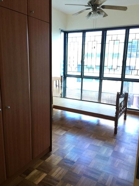REGENT GROVE 7