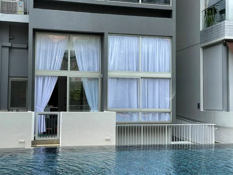 EAST COAST RESIDENCES 6