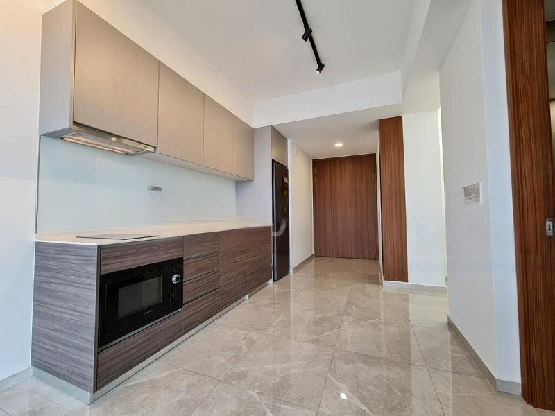 STIRLING RESIDENCES 9