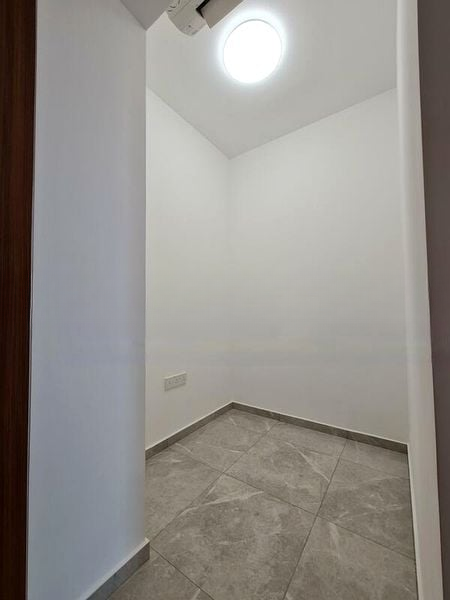 STIRLING RESIDENCES 12