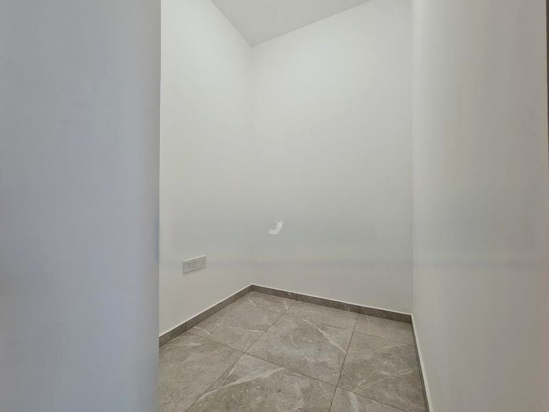 STIRLING RESIDENCES 11