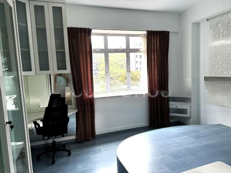 HILLVIEW 128 1