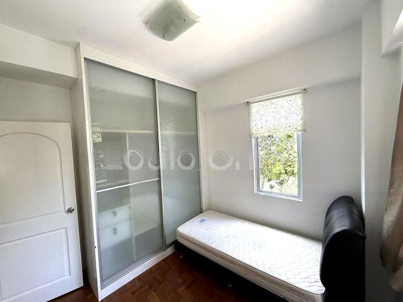 HILLVIEW 128 4