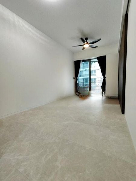 THE REEF AT KING'S DOCK 7