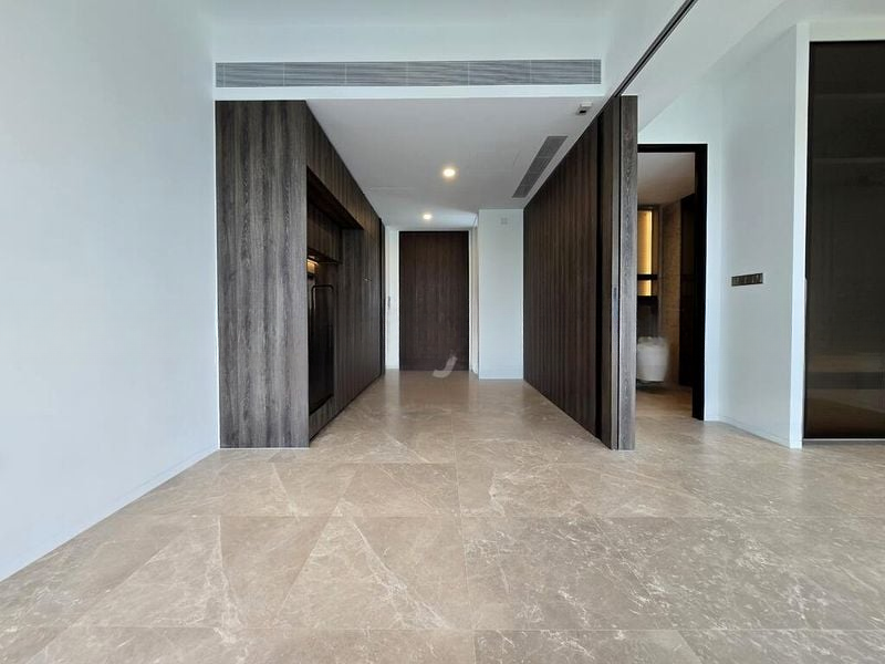 THE REEF AT KING'S DOCK 6