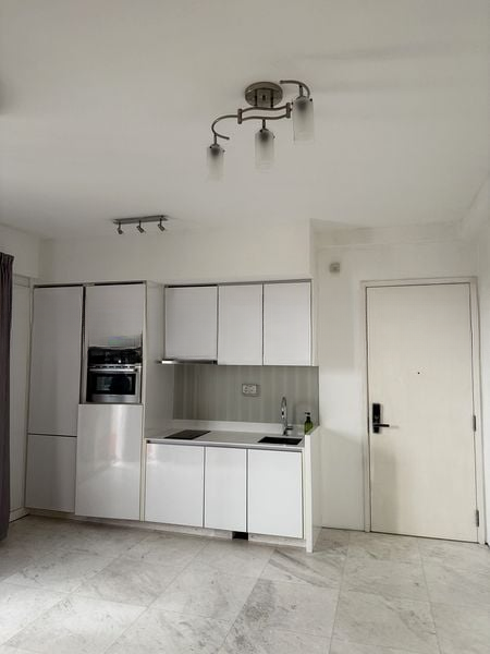 SUITES @ NEWTON 4