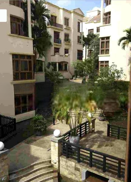 HIGH OAK CONDOMINIUM 8