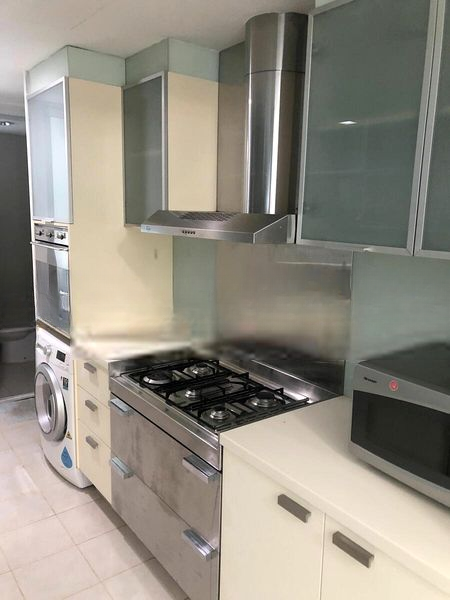 NOVENA SUITES 8