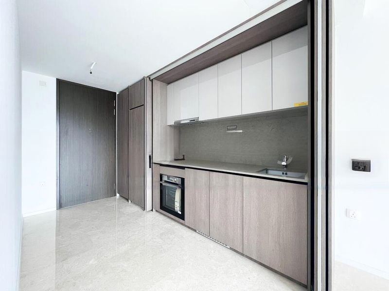 AVENUE SOUTH RESIDENCE 5