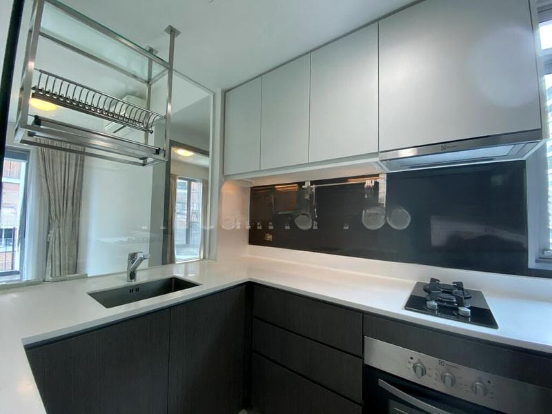 Q BAY RESIDENCES 10