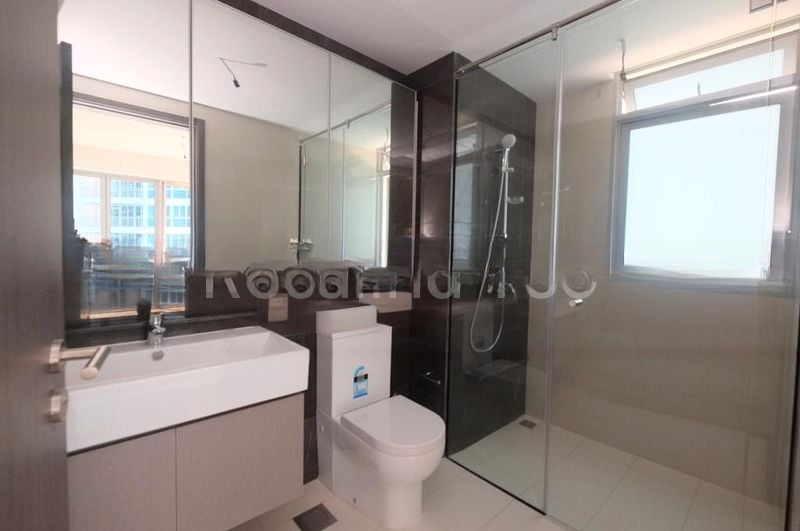 Q BAY RESIDENCES 13