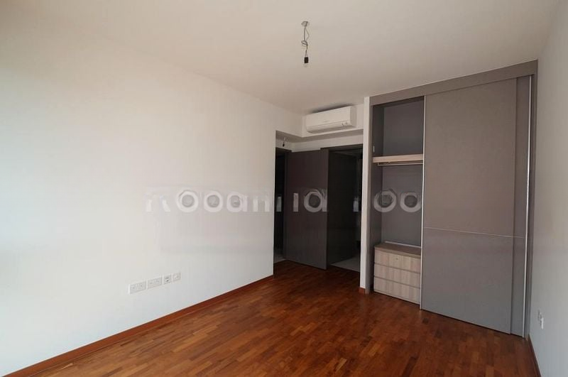 Q BAY RESIDENCES 11